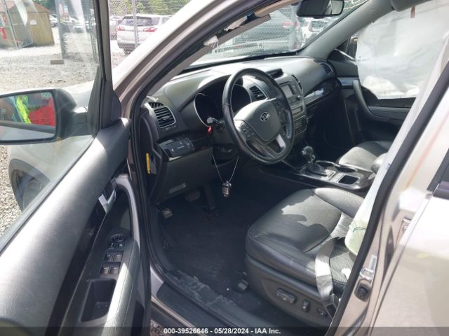 5XYKUDA78FG625927 KIA Sorento Ex V6