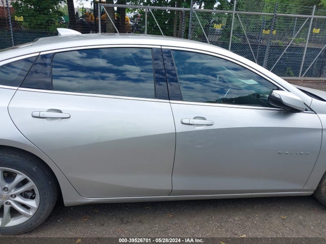 Chevrolet MALIBU LT 2018 1G1ZD5ST3JF150191 Image 12