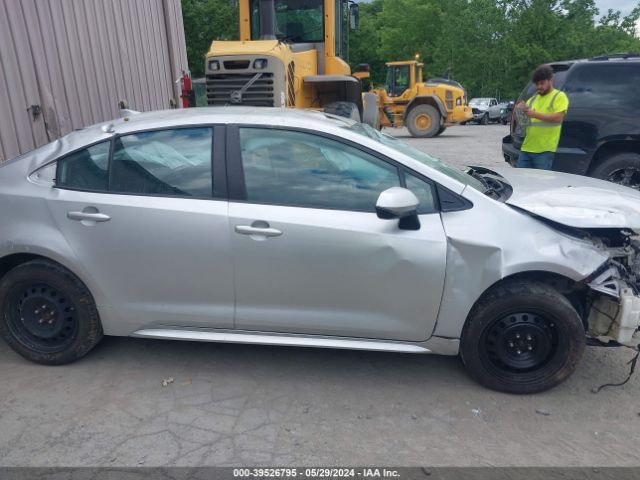 5YFEPRAE8LP121563 Toyota COROLLA LE