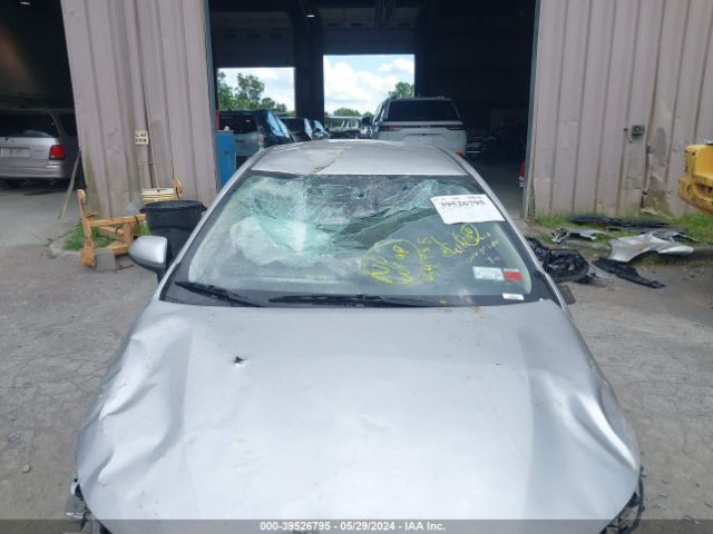 5YFEPRAE8LP121563 Toyota COROLLA LE