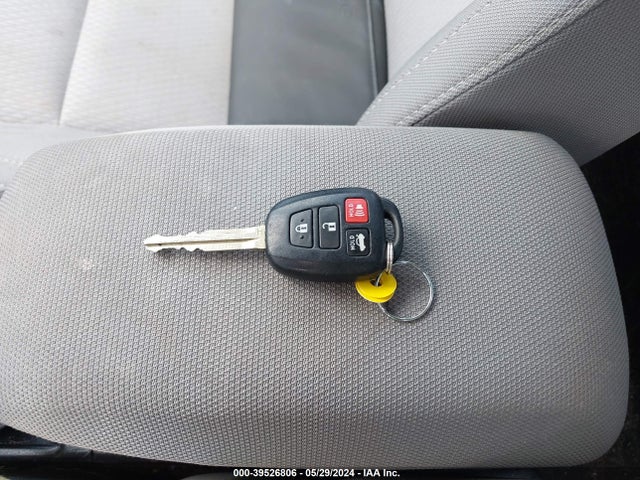 Toyota COROLLA LE 2015 2T1BURHE6FC271855 Image 11