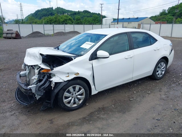 Toyota COROLLA LE 2015 2T1BURHE6FC271855 Image 2