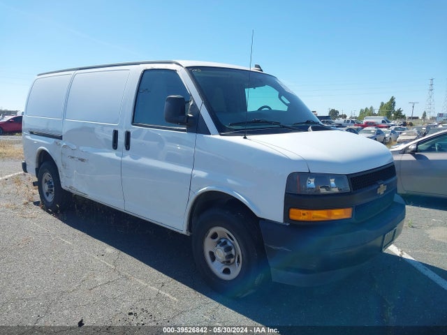 2021 1GCWGAFP8M1184104 main image