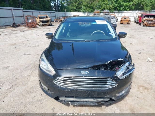 1FADP3N2XJL279374 Ford Focus Titanium