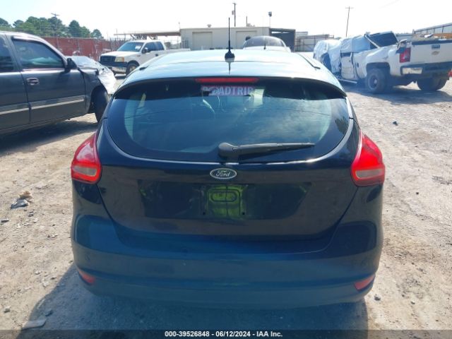 1FADP3N2XJL279374 Ford Focus Titanium