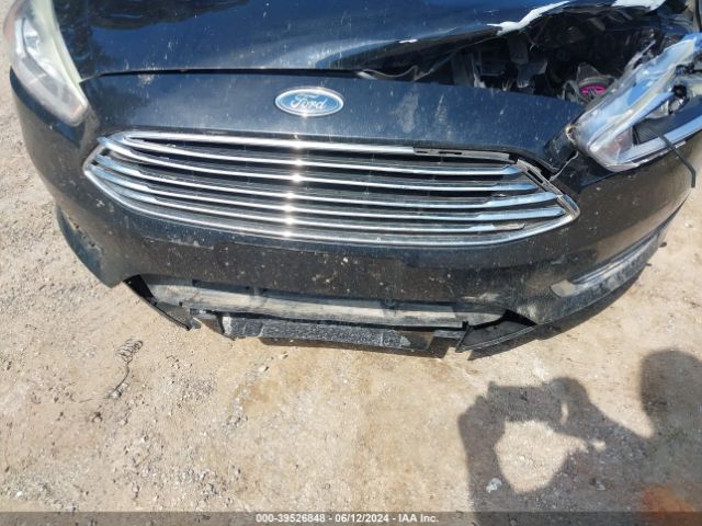 1FADP3N2XJL279374 Ford Focus Titanium