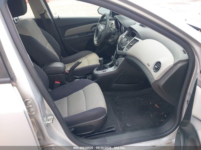 Chevrolet Cruze Ls Manual 2014 1G1PB5SH2E7171879 Image 5