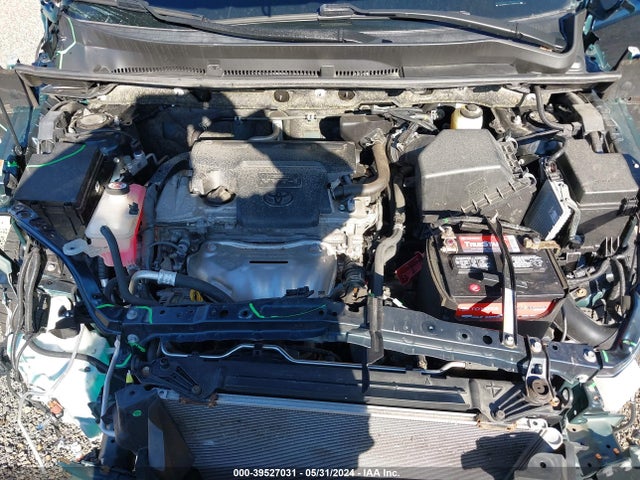Toyota RAV4 LE 2018 JTMBFREVXJJ733913 Image 10