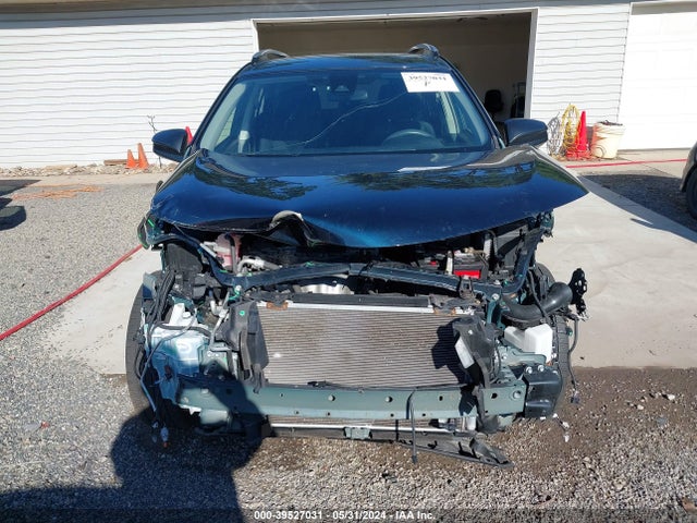 Toyota RAV4 LE 2018 JTMBFREVXJJ733913 Image 13