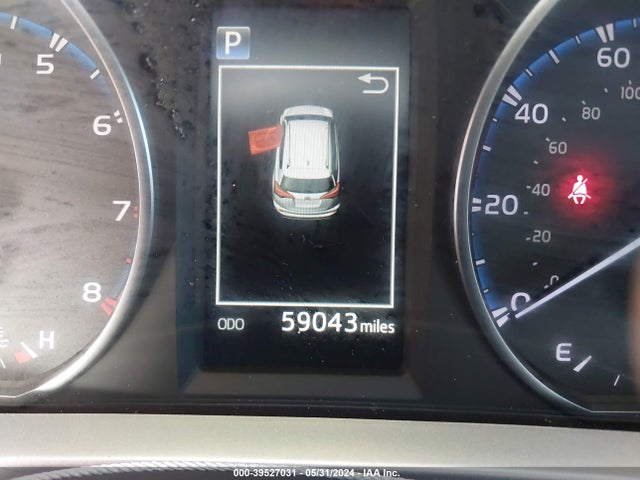 Toyota RAV4 LE 2018 JTMBFREVXJJ733913 Image 16