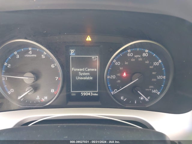 Toyota RAV4 LE 2018 JTMBFREVXJJ733913 Image 7
