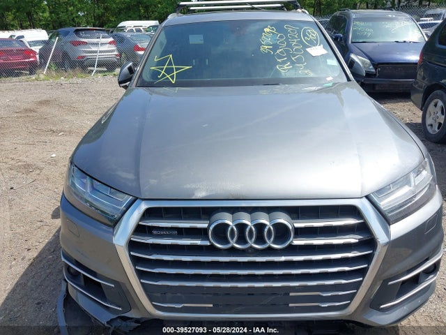 Audi Q7 3.0t Premium 2017 WA1VAAF74HD045566 Image 11