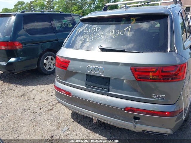 Audi Q7 3.0t Premium 2017 WA1VAAF74HD045566 Image 15