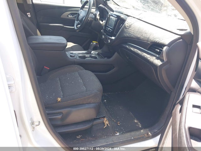 Chevrolet Traverse Ls 2018 1GNERFKW4JJ246374 Image 5
