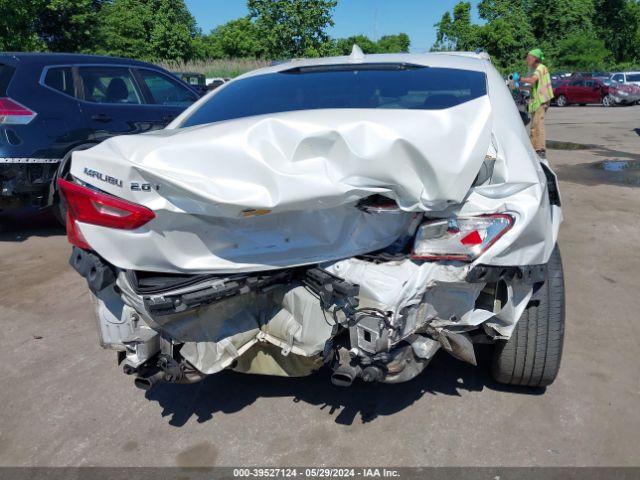 1G1ZF5SX7GF240949 Chevrolet MALIBU 2LT