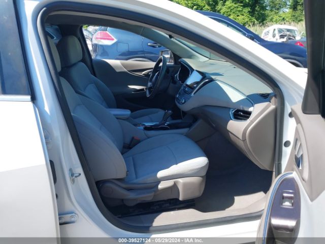 1G1ZF5SX7GF240949 Chevrolet MALIBU 2LT