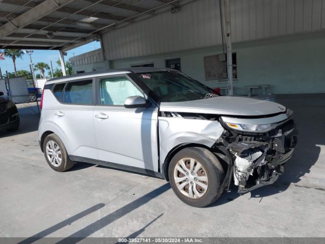 KNDJ23AU0L7051981 KIA SOUL LX