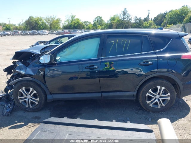 Toyota RAV4 LE 2017 2T3BFREV1HW688288 Image 15