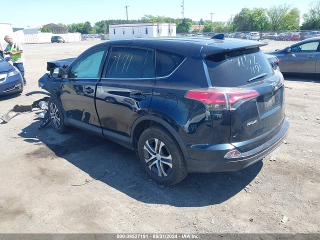 Toyota RAV4 LE 2017 2T3BFREV1HW688288 Image 3