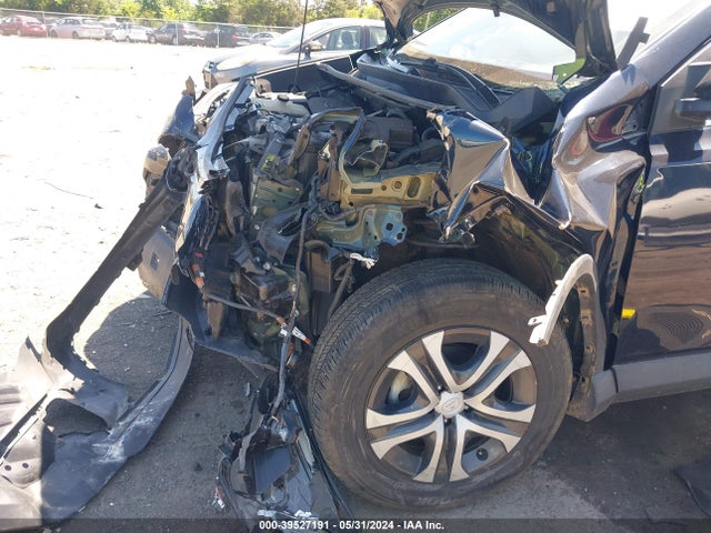 Toyota RAV4 LE 2017 2T3BFREV1HW688288 Image 6