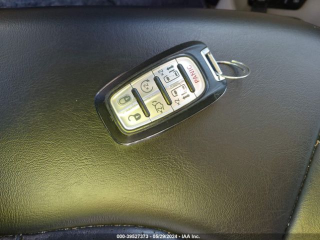 2C4RC1DG2MR534009 Chrysler Voyager Lxi