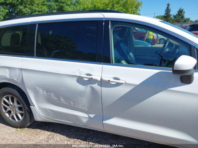 2C4RC1DG2MR534009 Chrysler Voyager Lxi