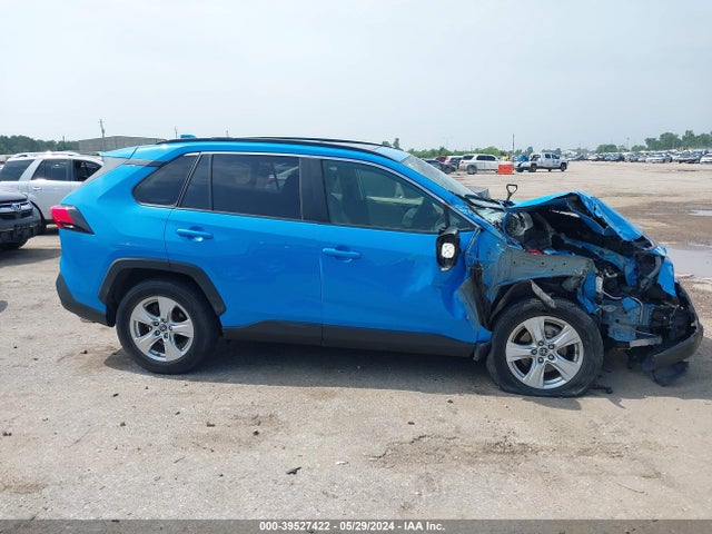 Toyota Rav4 Xle 2019 JTMW1RFV2KD016078 Image 13