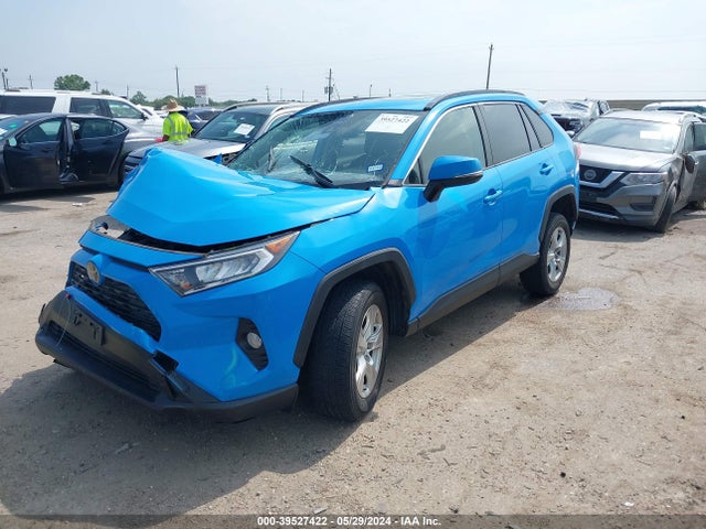 Toyota Rav4 Xle 2019 JTMW1RFV2KD016078 Image 2