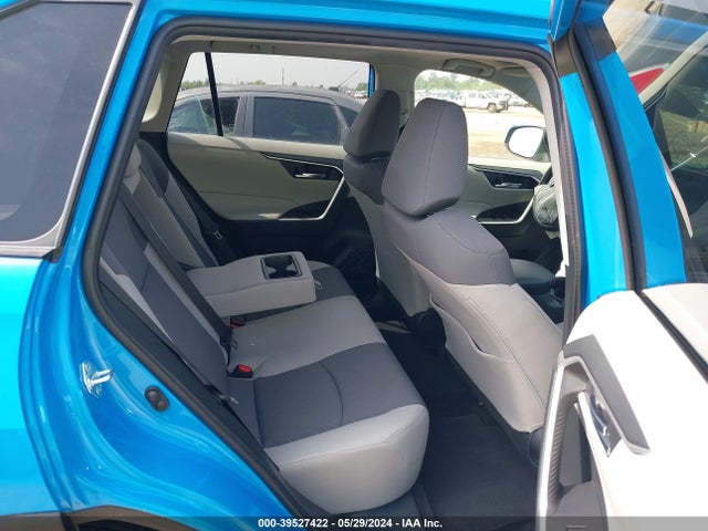 Toyota Rav4 Xle 2019 JTMW1RFV2KD016078 Image 8