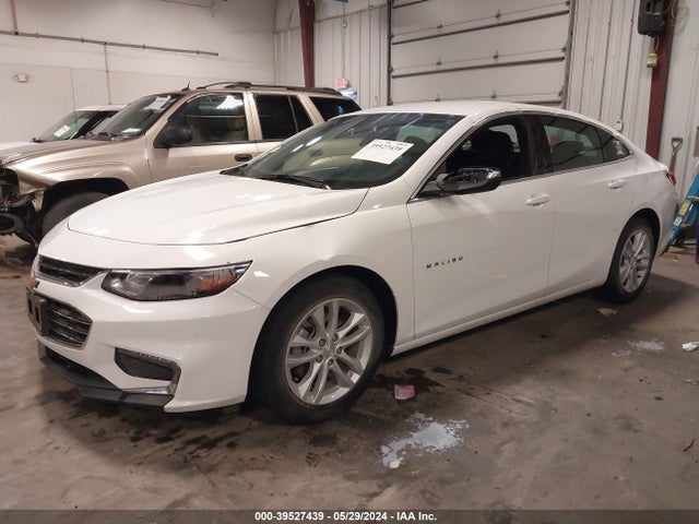 Chevrolet MALIBU LT 2018 1G1ZD5ST5JF227899 Image 2