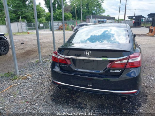 1HGCR2F18HA270955 Honda Accord Sport Se