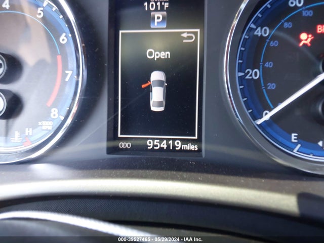 Toyota Corolla Se Special Edition 2017 5YFBURHE0HP625985 Image 15