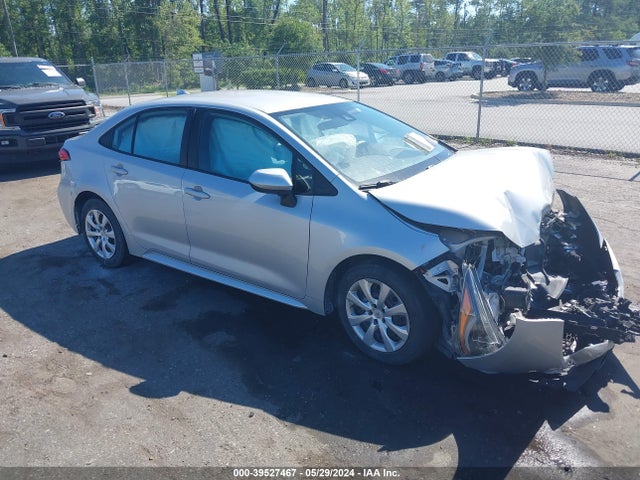 Toyota COROLLA LE 2021 5YFEPMAE5MP203299 головне зображення