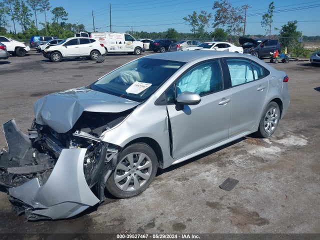 Toyota COROLLA LE 2021 5YFEPMAE5MP203299 Image 2
