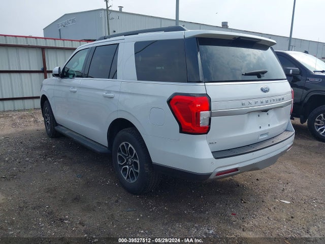 Ford Expedition Xlt 2024 1FMJU1H81REA21458 Image 3