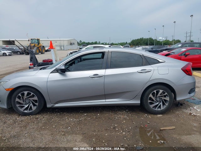 Honda CIVIC EX 2018 19XFC2F71JE007047 Image 14