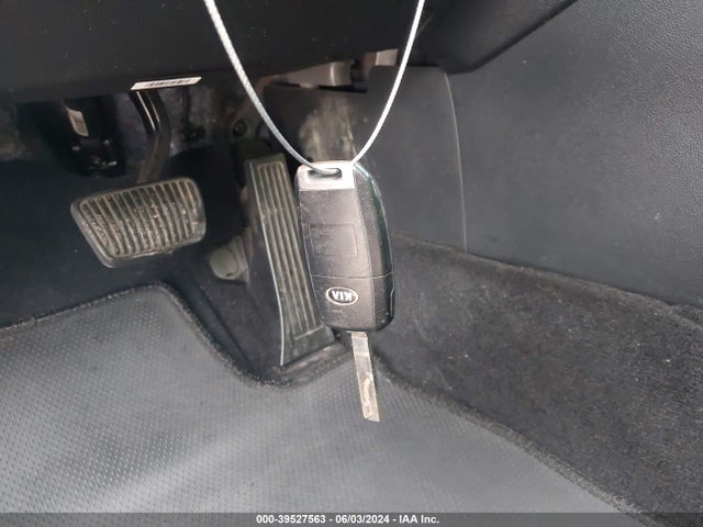 KIA Optima Lx 2016 5XXGT4L32GG045856 Image 11