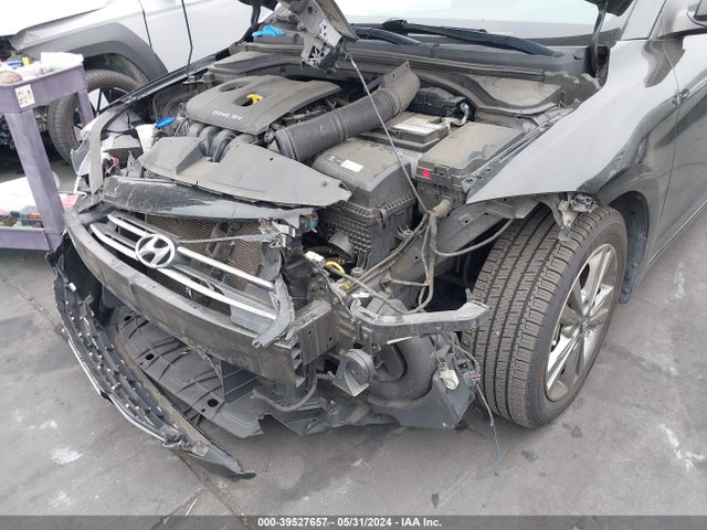 Hyundai Elantra Value Edition 2018 5NPD84LF0JH329495 Image 12