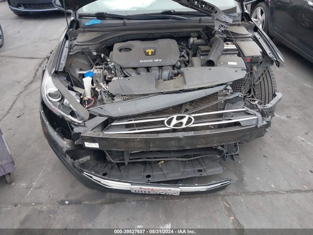 Hyundai Elantra Value Edition 2018 5NPD84LF0JH329495 Image 18