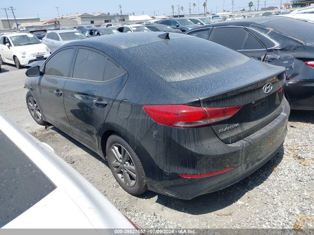 Hyundai Elantra Value Edition 2018 5NPD84LF0JH329495 Image 3