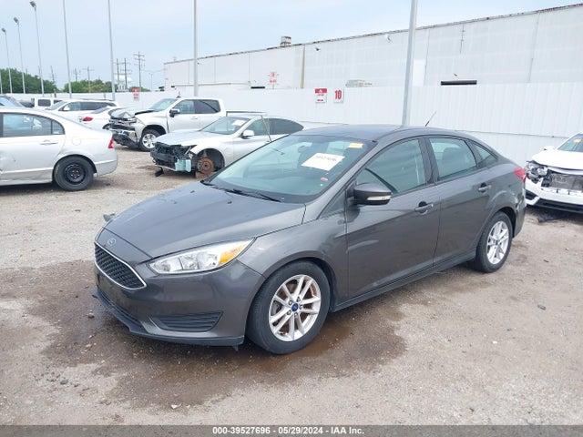 Ford FOCUS SE 2015 1FADP3F23FL384098 Image 2