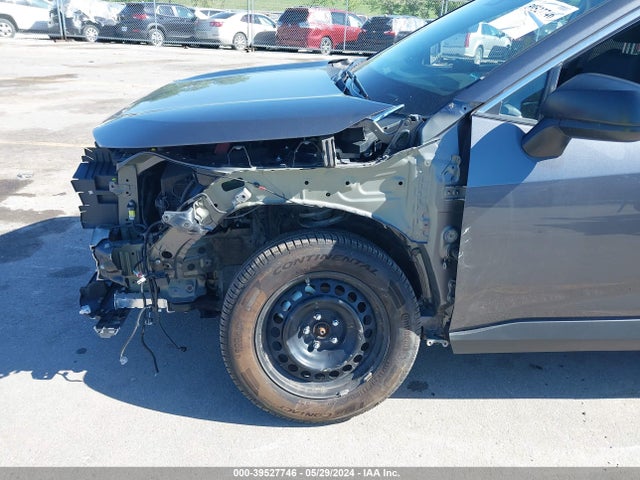 Toyota RAV4 LE 2019 2T3F1RFVXKW083594 Image 6