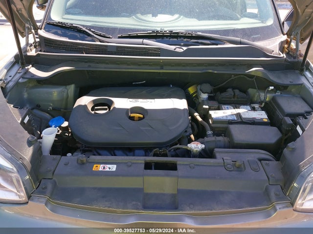 KIA SOUL + 2017 KNDJP3A56H7448130 Image 10