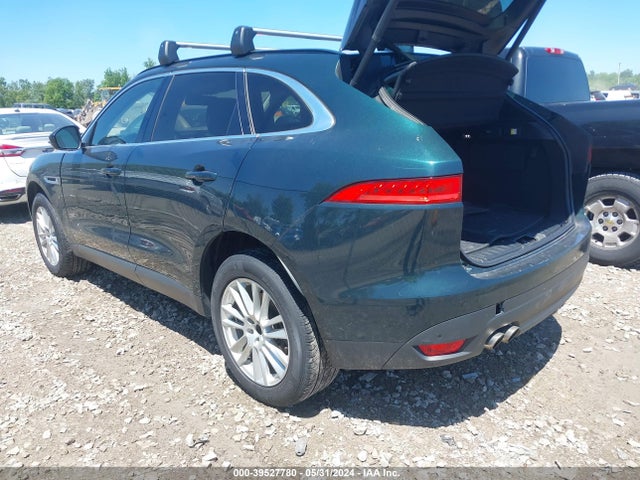 2017 JAGUAR F-PACE SADCK2BN1HA095478 Photo 2