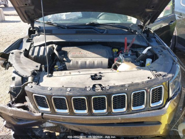 3C4NJCBB5JT125387 Jeep Compass Latitude Fwd