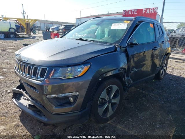 3C4NJCBB5JT125387 Jeep Compass Latitude Fwd