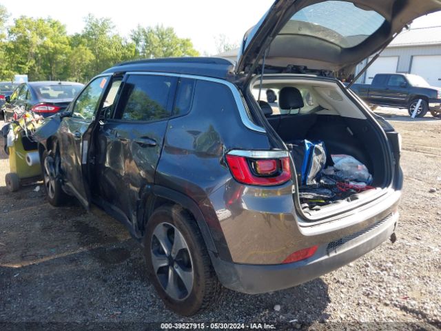 3C4NJCBB5JT125387 Jeep Compass Latitude Fwd