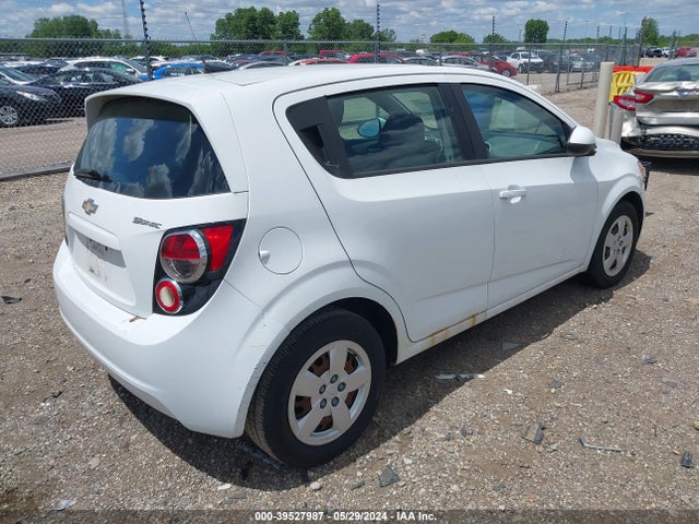 Chevrolet Sonic Ls Auto 2014 1G1JA6SH3E4227585 Image 4
