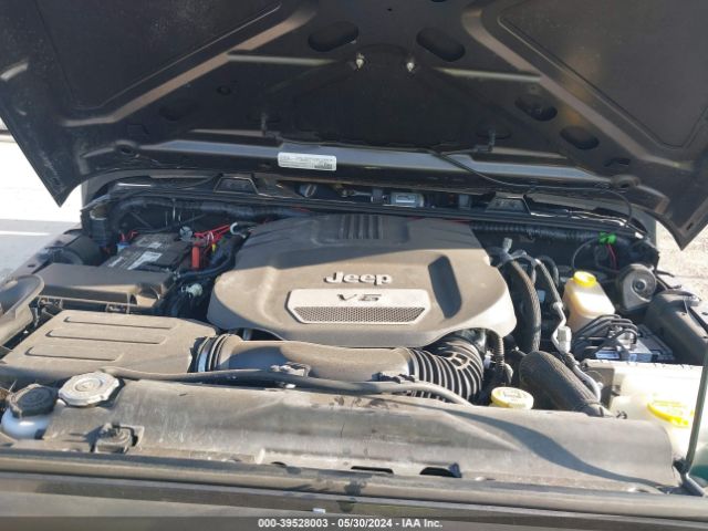 1C4BJWDG7HL516947 Jeep Wrangler Unlimited Sport 4x4