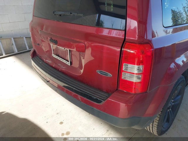 1C4NJRBB6FD207273 Jeep Patriot Altitude Edition